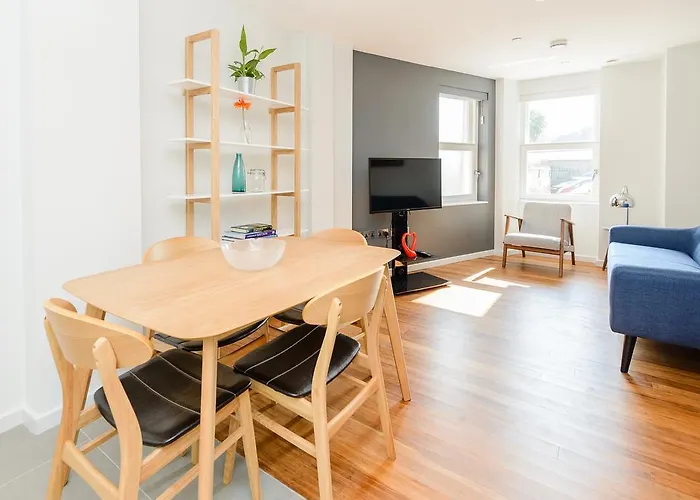 Ibis House By Viridian Apartments