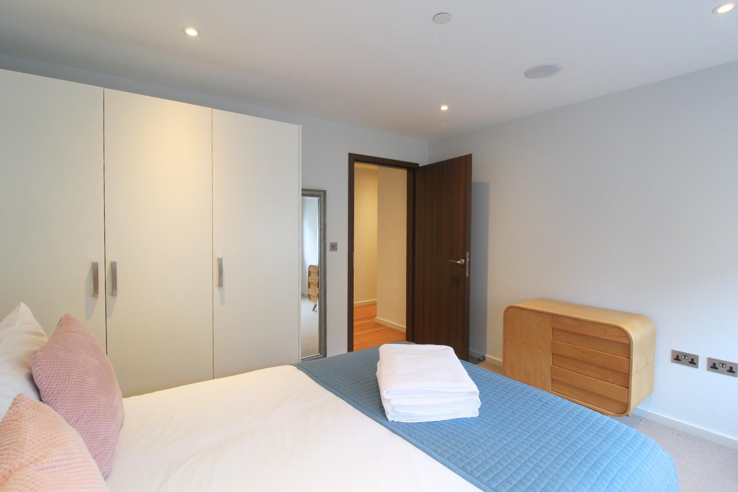 Ibis House By Viridian * Richmond (Greater London)